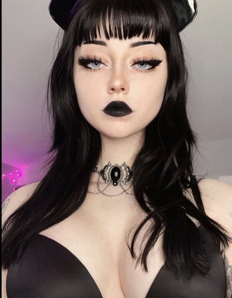 Sugarf4iry adult model image