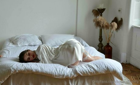 baby cherrry nudes star pic