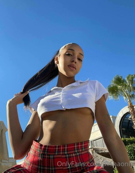 Alisha Kone star hot img