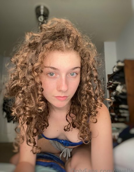 ivyelle sex star gallery