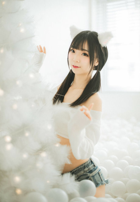 hattiecos art actress photos