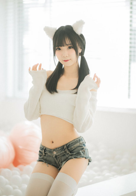 hattiecos model pretty photo