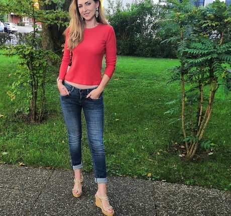 Tamara Wernli star top galleries