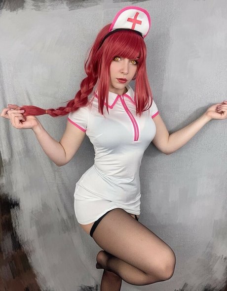 lady pizza hug pretty model pic