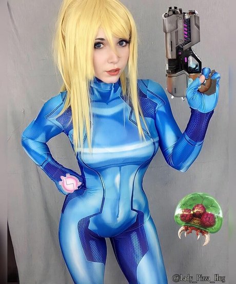 lady pizza hug nude actress image