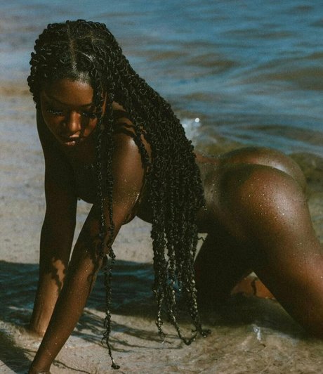 JordanneDeveaux perfect pornstar picture