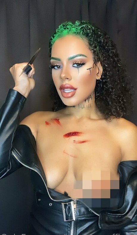 miamoonofficial sexy model galleries