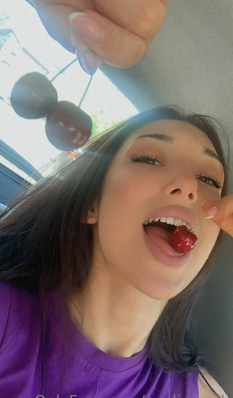 christinedoll model nude galleries