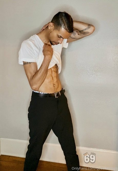 queen6king9 star adult pic