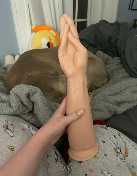 leksamink erotic actress pics