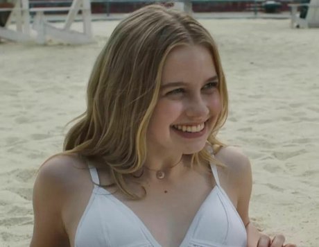 Angourie Rice star erotic photo