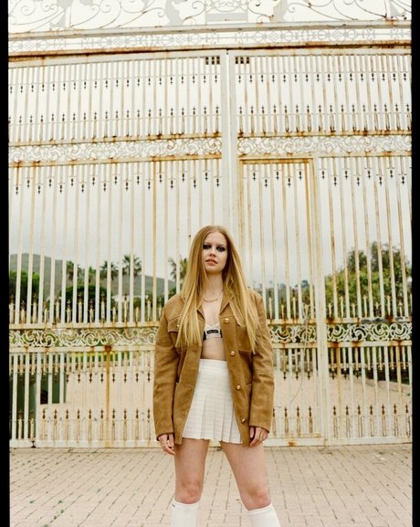 Angourie Rice nudes star pics