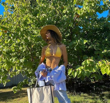 Ella Grace Cervetto model porn archive