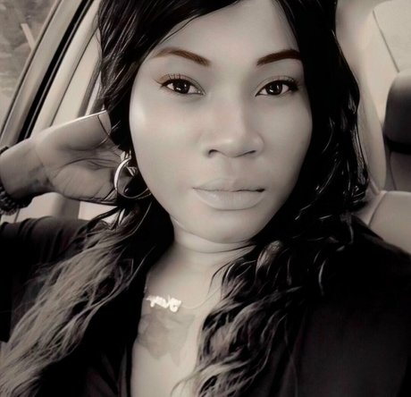 misstresssagittarius hot actress gallery