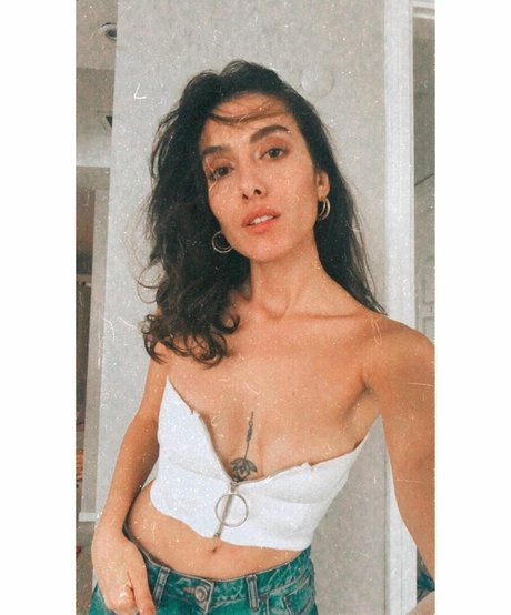 Asli Sevi top actress picture