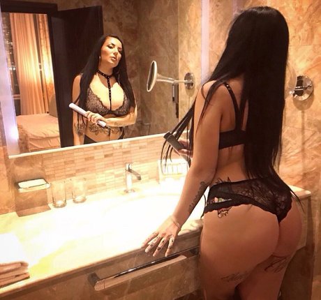 Kristina Karieva top pornstar gallery