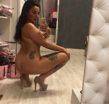 dripping wet pussy onlyfans porno picture