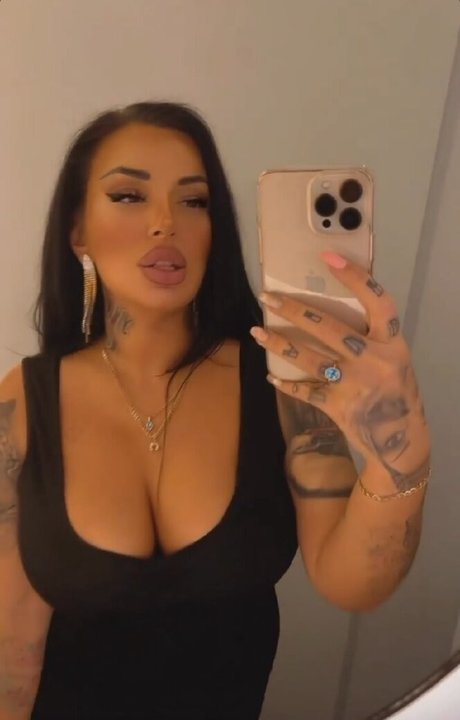 Kristina Karieva perfect star images