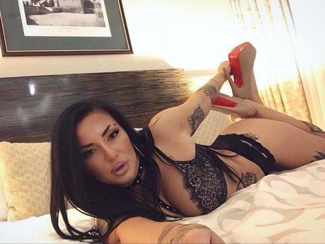 Kristina Karieva art star img