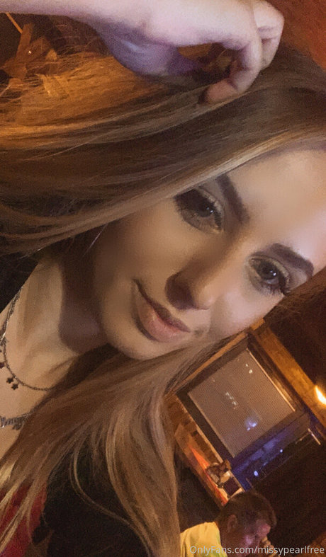 brittneyleathers naked pornstar archive