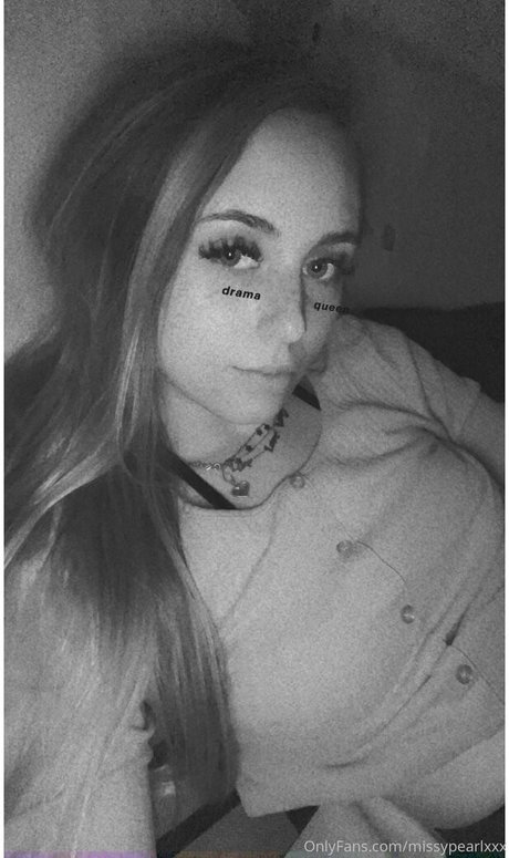 brittneyleathers hd pornstar pics