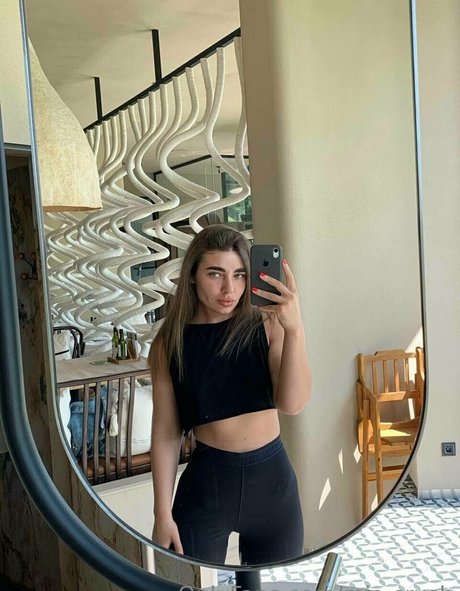 raketaraketa1998 model pornographic gallery