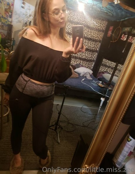 little miss zee sexy model pictures