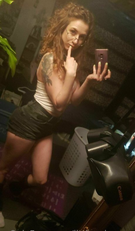 feet milf onlyfans top images