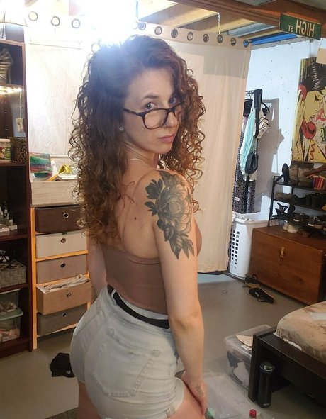 babe brunette onlyfans perfect images