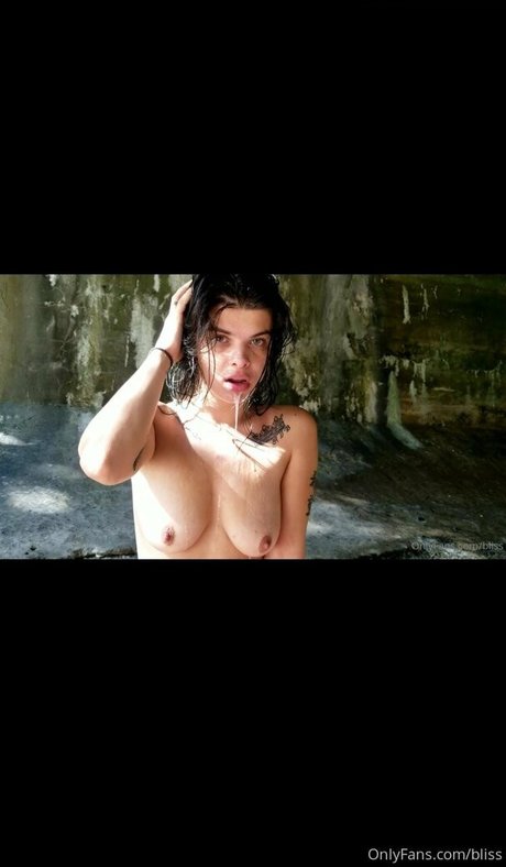 famous nude onlyfans pretty pictures