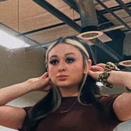 skinny asian teen onlyfans pornos picture