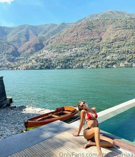 izemmaniaa model exclusive images