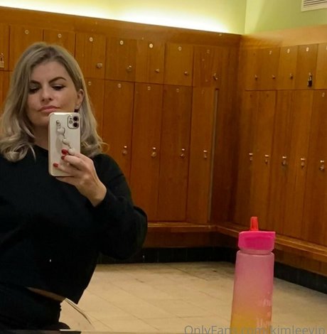 housewifekim pornstar beautiful galleries