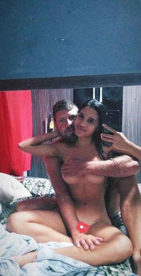 Lari Cogumelos model perfect images