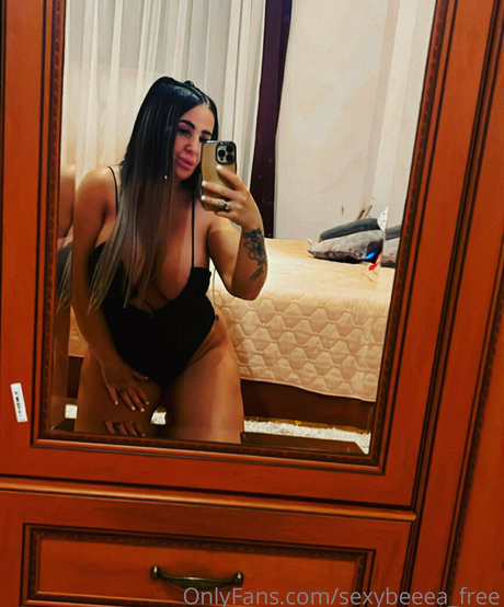 sexybeeea free star perfect photos