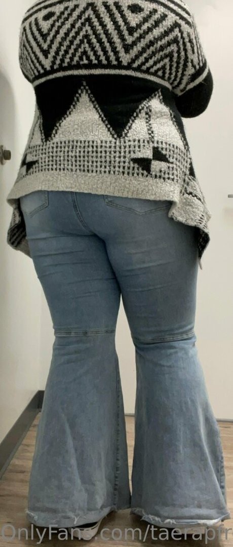 taerapfree sexy model picture