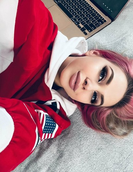 dianakussfree erotic star pics