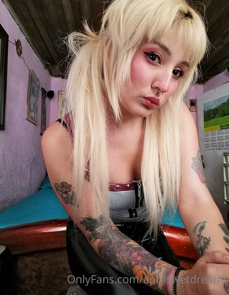 aprilswetdreams pornstar exclusive picture