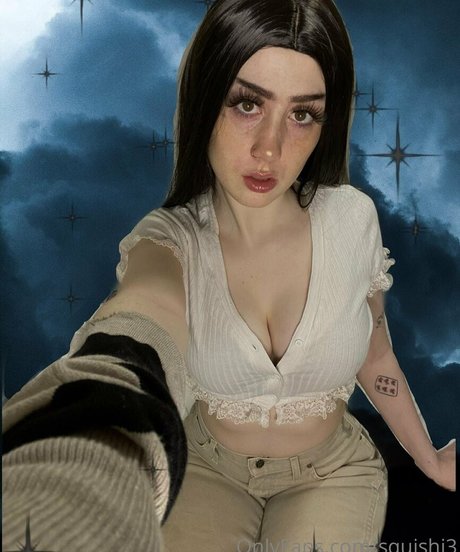 divinityvaeh pornographic model img