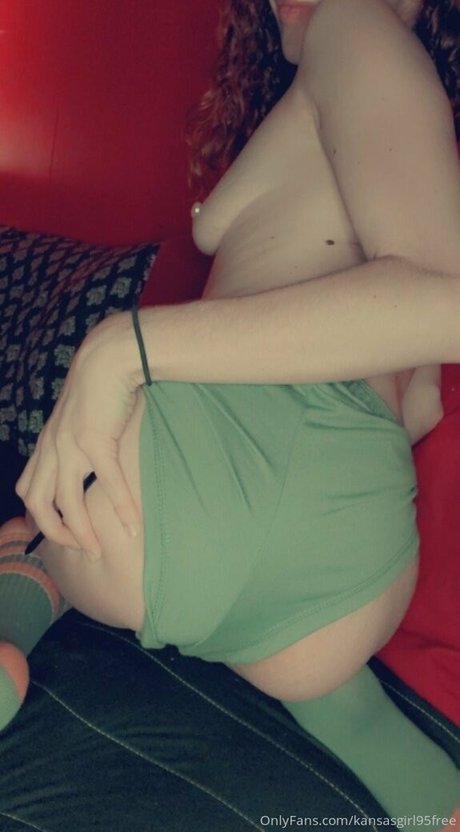 kansasgirl95free pornstar erotic img