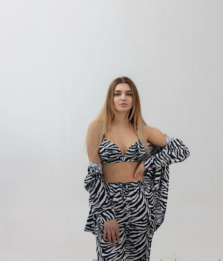 palmy angel model adult img