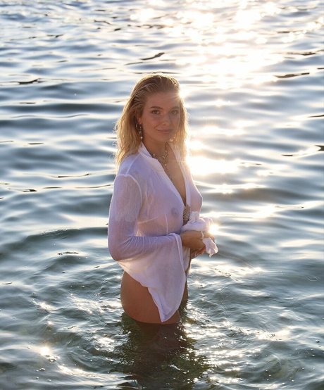 Lola Weippert nice pornstar picture