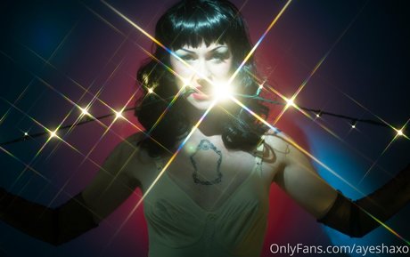 tallgirl onlyfans sexy naked picture