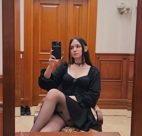 Jane Wild beautiful model pics