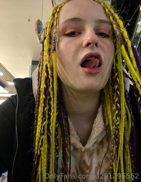 yui tyan star adult image