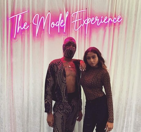 AlessiaSays star hd photos