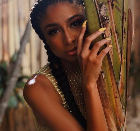 AlessiaSays star pornographic archive