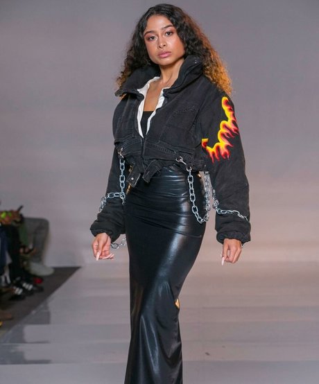 AlessiaSays nice model pics