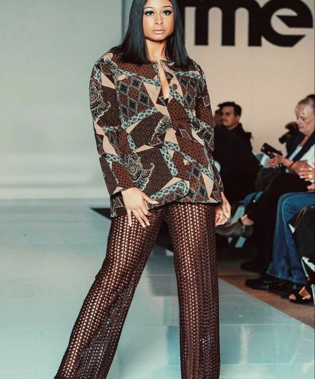 AlessiaSays adult star image