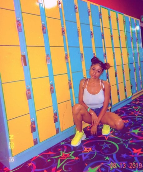 AlessiaSays perfect model photos